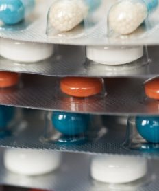 La Actualidad de los Antibióticos y la Resistencia de las Bacterias